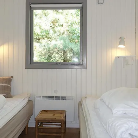Beautiful In Aakirkeby With 3 Bedrooms Feriehus Vester Somarken