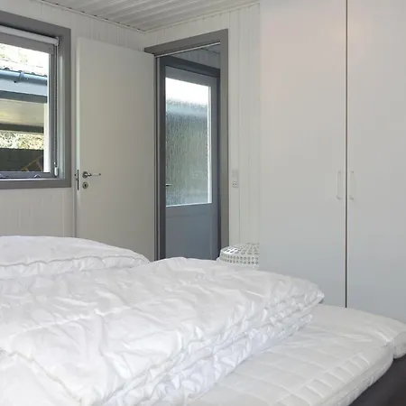 Beautiful In Aakirkeby With 3 Bedrooms * Vester Somarken