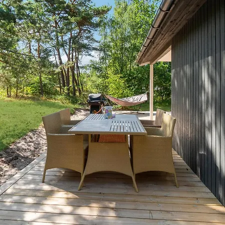Feriehus Beautiful In Aakirkeby With 3 Bedrooms *